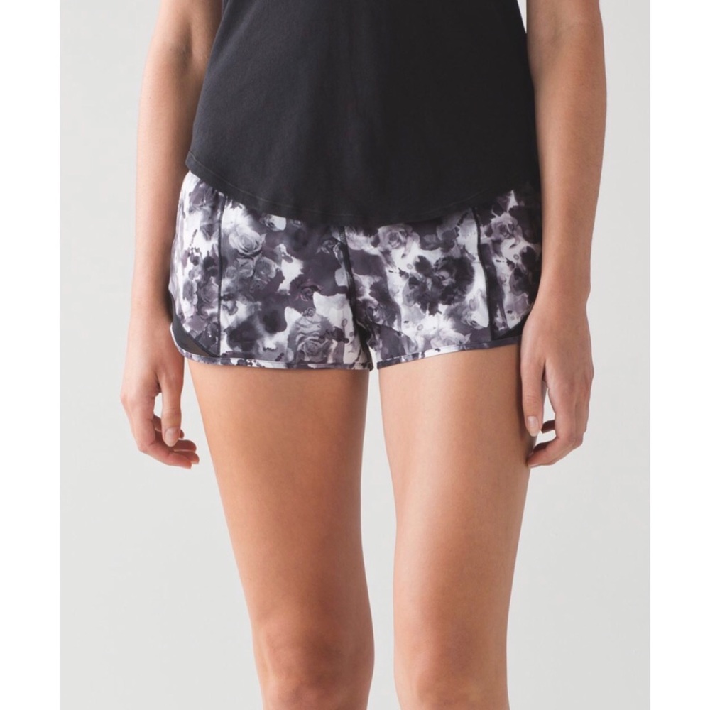 LULULEMON Hotty Hot Short Mini Obscured Black Dusty Mauve/Black 4